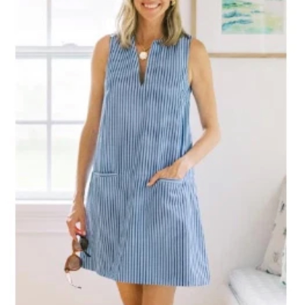 Duffield Lane Blue Striped Seer Sucker Tunic Dress - size Medium